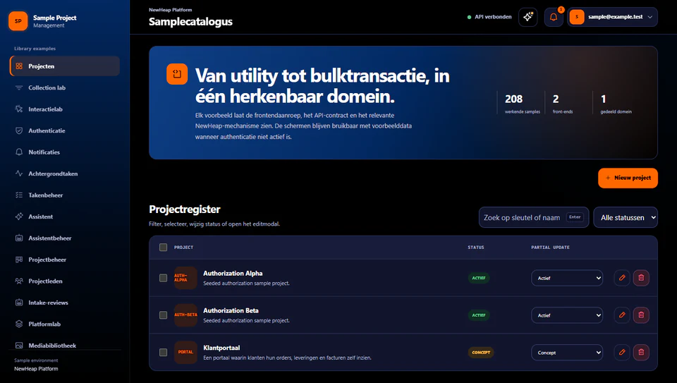 Het projectregister in de voorbeeldapplicatie van het NewHeap Platform: drie projecten met hun status, een zoekveld, een statusfilter en knoppen om te bewerken of te verwijderen.